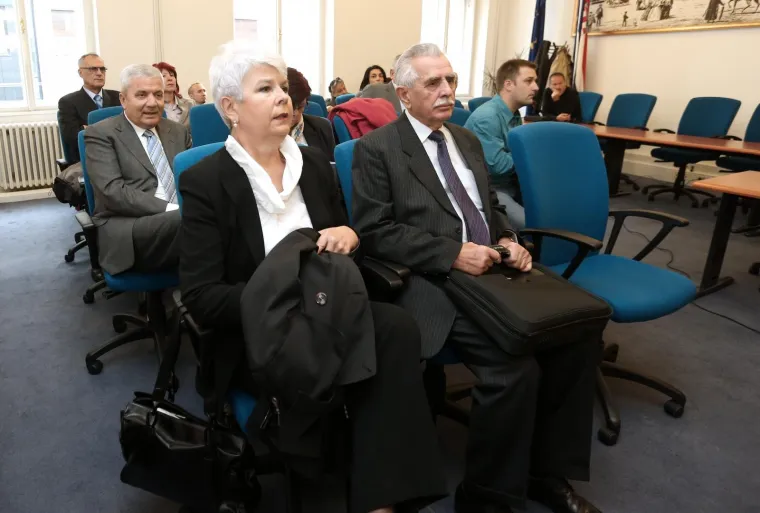 SUSRET BIVŠIH PREMIJERA NA SUDU: Jadranka Kosor svjedočila u slučaju Sanader