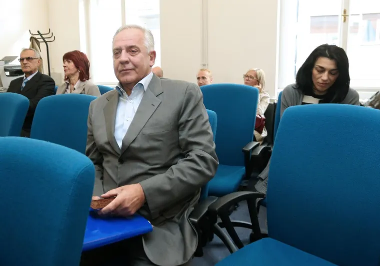 SUSRET BIVŠIH PREMIJERA NA SUDU: Jadranka Kosor svjedočila u slučaju Sanader