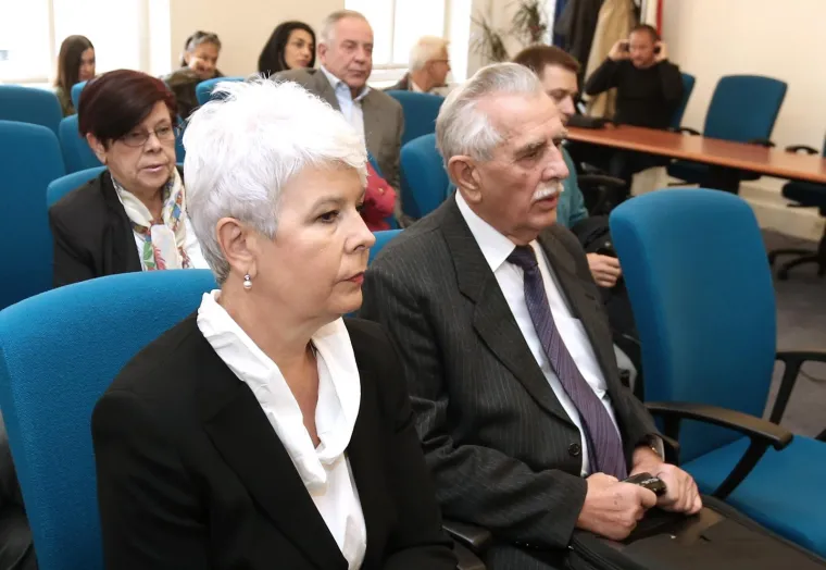 SUSRET BIVŠIH PREMIJERA NA SUDU: Jadranka Kosor svjedočila u slučaju Sanader