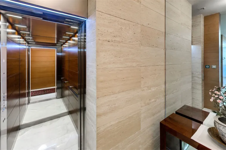 RASKO&Scaron;NA ZDANJA KOJA PRODAJE KONTROVERZNI PODUZETNIK: Evo u kakvom luksuzu živi Tomislav Horvatinčić