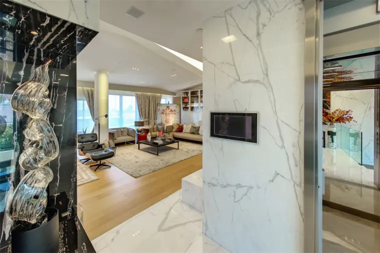 RASKO&Scaron;NA ZDANJA KOJA PRODAJE KONTROVERZNI PODUZETNIK: Evo u kakvom luksuzu živi Tomislav Horvatinčić