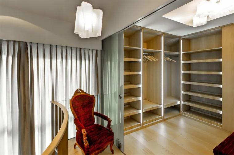 RASKO&Scaron;NA ZDANJA KOJA PRODAJE KONTROVERZNI PODUZETNIK: Evo u kakvom luksuzu živi Tomislav Horvatinčić