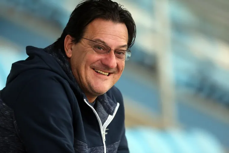 Predsjednik Rijeke Damir Mi&scaron;ković s tribina je promatrao trening Vatrenih.