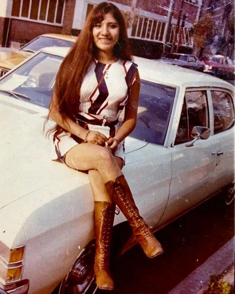 OTKRILI DA SU RODITELJI BILI PUNO VI&Scaron;E COOL OD NJIH: Na&scaron;li fotografije koje su im promijenile mi&scaron;ljenje o 'starcima'