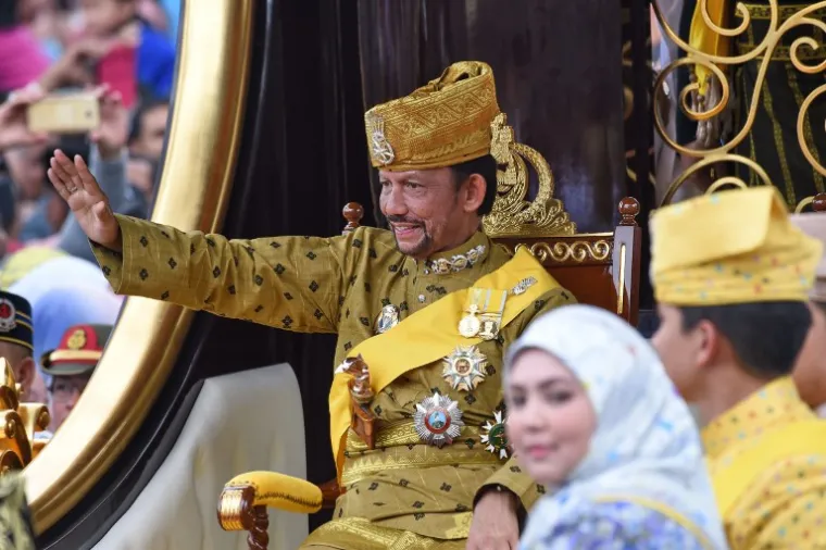 ZLATNA PARADA: Bogati sultan proslavio 50 godina vlasti