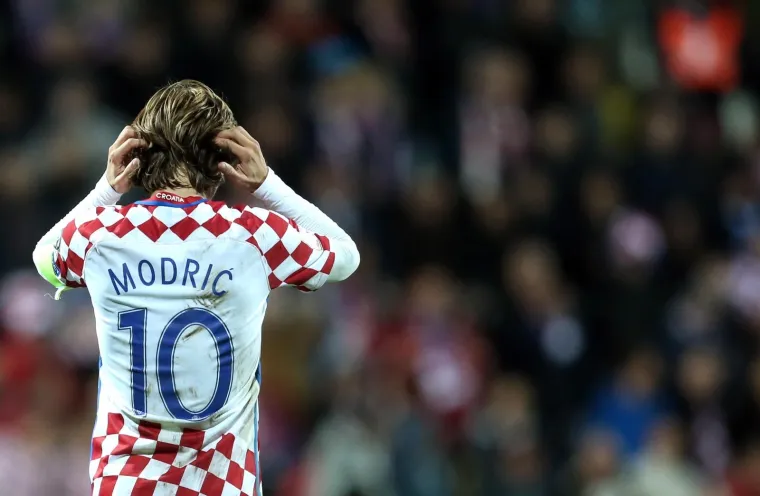 Razočaravajućih 1:1 odigrala je Hrvatska protiv Finske u jednoj od ključnih utakmica kvalifikacija za Svjetskog prvenstvo 2018. u Rusijui. Odlučujuća utakmica igra se ponedjeljak, kada hrvatski reprezetativci gostuju u Ukrajini, gdje će im biti potrebna pobjeda.