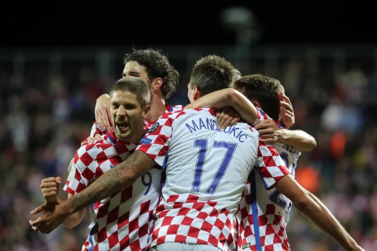 Razočaravajućih 1:1 odigrala je Hrvatska protiv Finske u jednoj od ključnih utakmica kvalifikacija za Svjetskog prvenstvo 2018. u Rusijui. Odlučujuća utakmica igra se ponedjeljak, kada hrvatski reprezetativci gostuju u Ukrajini, gdje će im biti potrebna pobjeda.