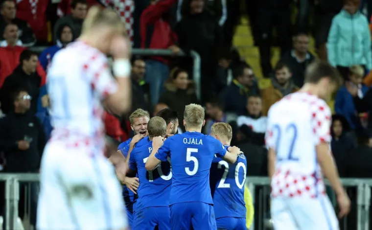 Razočaravajućih 1:1 odigrala je Hrvatska protiv Finske u jednoj od ključnih utakmica kvalifikacija za Svjetskog prvenstvo 2018. u Rusijui. Odlučujuća utakmica igra se ponedjeljak, kada hrvatski reprezetativci gostuju u Ukrajini, gdje će im biti potrebna pobjeda.