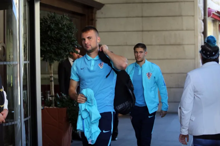 DOBRO POGLEDAJTE IZRAZE LICA VATRENIH: Jedan pogled na njih najbolje će reći vjeruju li i oni u plasman na SP