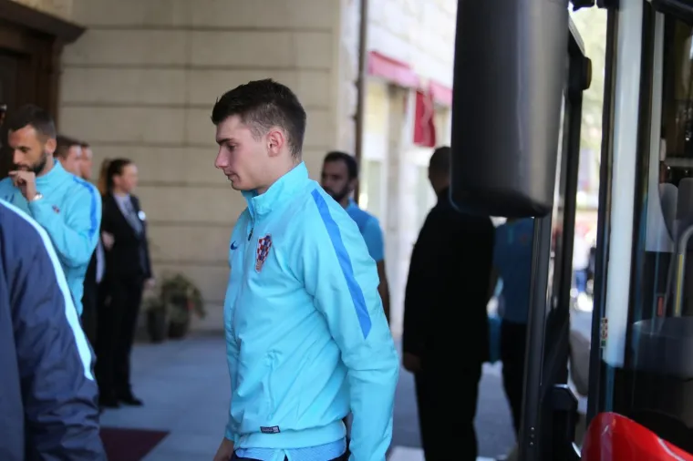 DOBRO POGLEDAJTE IZRAZE LICA VATRENIH: Jedan pogled na njih najbolje će reći vjeruju li i oni u plasman na SP