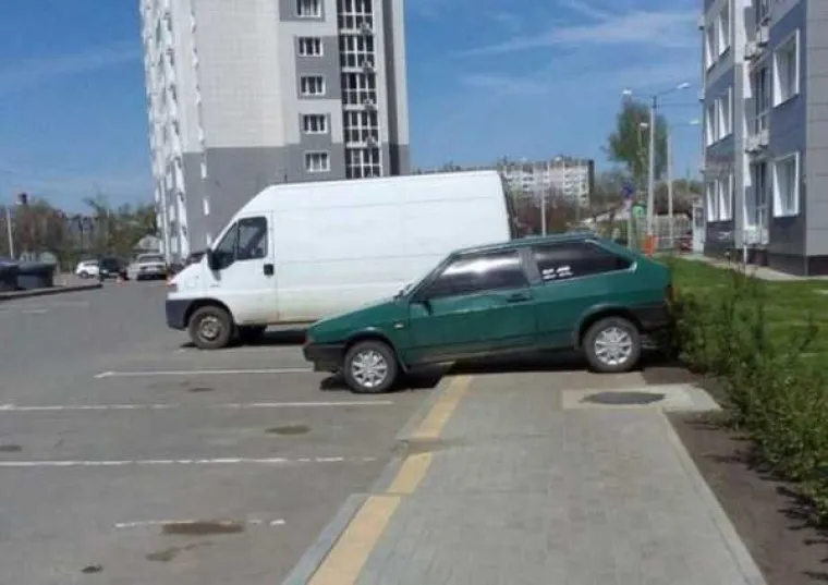 RUSI SE VODE NEKIM SVOJIM PROMETNIM PRAVILIMA: Na njihovim ulicama vlada opći kaos