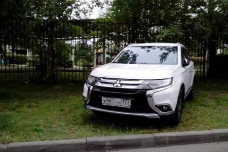 RUSI SE VODE NEKIM SVOJIM PROMETNIM PRAVILIMA: Na njihovim ulicama vlada opći kaos