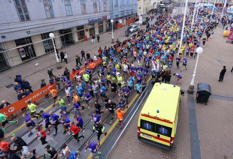 OVAKO JE DANAS IZGLEDALO U ZAGREBU: Ulice glavnog grada pretvorile su se u sportsko polje