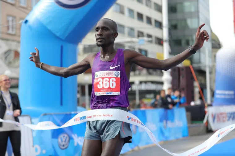 OVAKO JE DANAS IZGLEDALO U ZAGREBU: Ulice glavnog grada pretvorile su se u sportsko polje