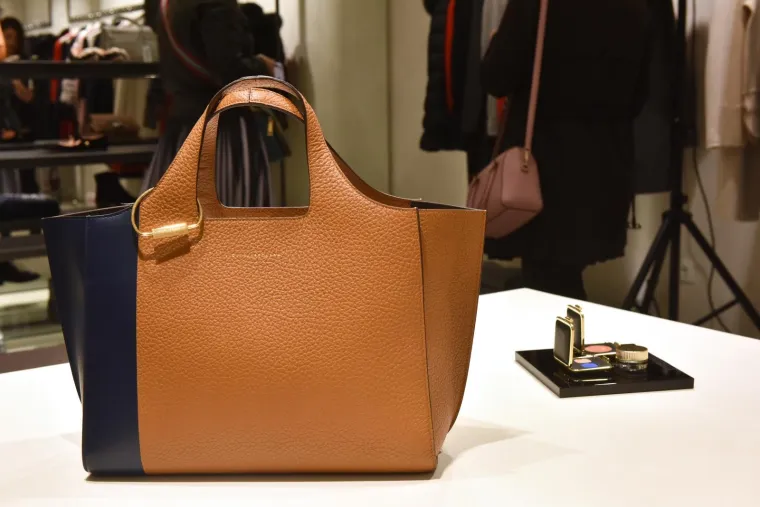 Pogledajte kako izgleda nova kolekcija ikone stile Victorije Beckham