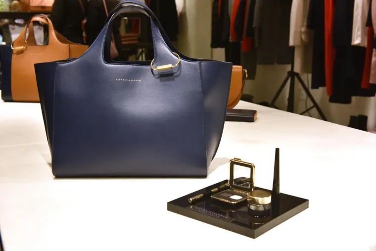 Pogledajte kako izgleda nova kolekcija ikone stile Victorije Beckham