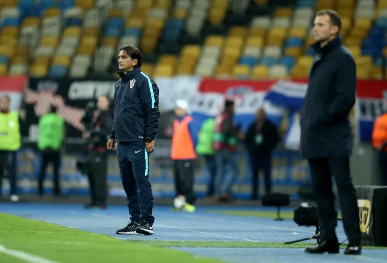 OVAKO IZGLEDA NOGOMETNI DVOBOJ U KIJEVU: Ukrajina i Hrvatska ne štede se u borbi za Svjetsko prvenstvo