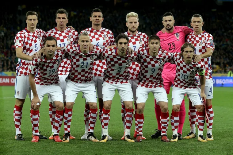 OVAKO IZGLEDA NOGOMETNI DVOBOJ U KIJEVU: Ukrajina i Hrvatska ne &scaron;tede se u borbi za Svjetsko prvenstvo