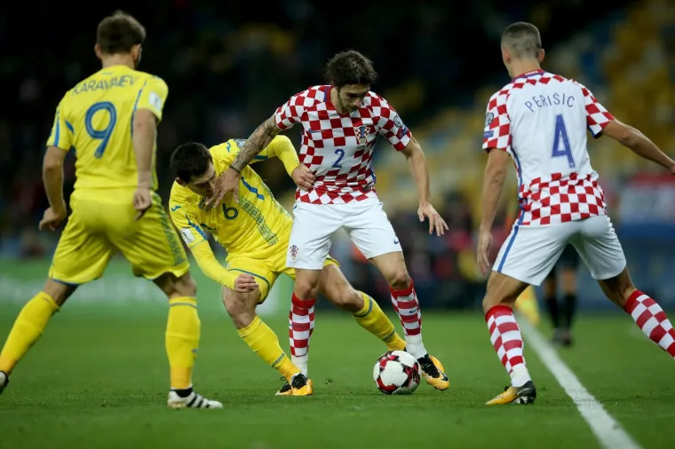 OVAKO IZGLEDA NOGOMETNI DVOBOJ U KIJEVU: Ukrajina i Hrvatska ne &scaron;tede se u borbi za Svjetsko prvenstvo