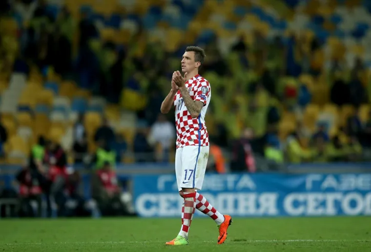 OVAKO SLAVI HRVATSKA! Dugo nismo vidjeli osmijehe na licima Modrića, Rakitića i društva, podsjetite se kako izgledaju kad su sretni