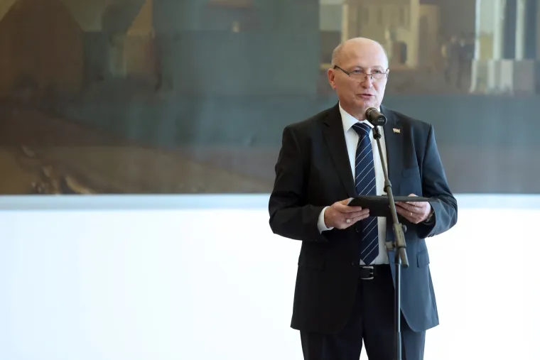 Novoizabrani suci Ustavnog suda prisegnuli pred predsjednicom RH Kolindom Grabar Kitarović