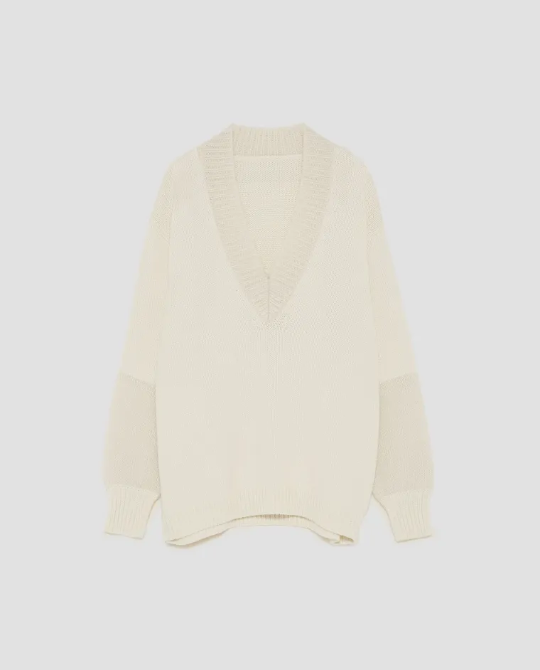 Pulover s V izrezom i rukavima od mohera, Zara, 499,90 kuna