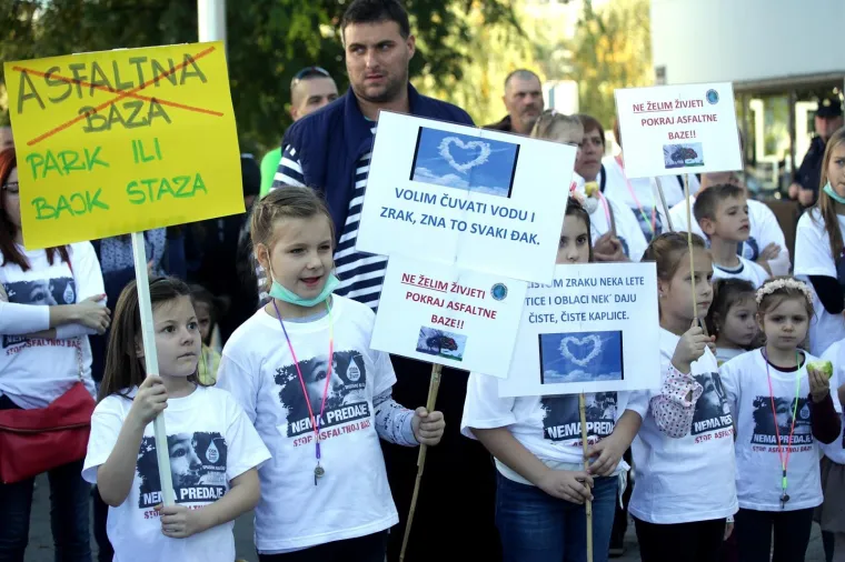 Prosvjed protiv asfaltne baze u Donjoj Lomnici