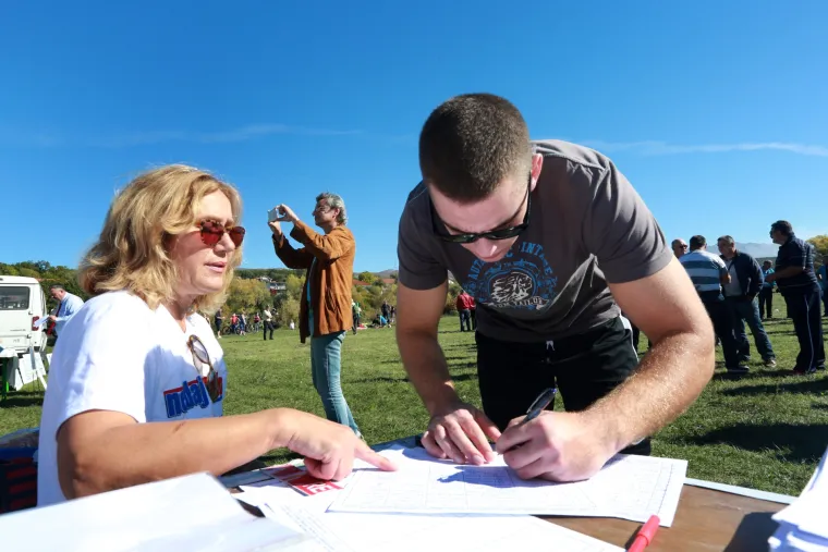 Hrvace: ekopiknik i ekoprosvjed protiv termoelektrane Peruća