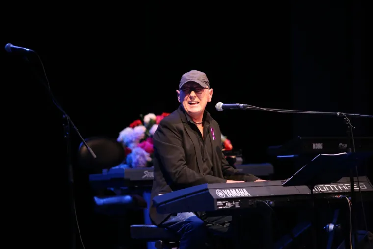 Koncertom 'Vjeruj u ljubav' obilježena 50. godi&scaron;njica Županijske lige protiv raka: zapjevao i Oliver Dragojević