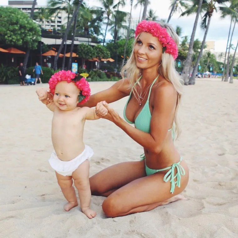 MU&Scaron;KARCI POBJEGLI OD NJE ČIM JE ZATRUDNJELA: Slavna blogerica goli&scaron;ave slike zamijenila bebama, ali svejedno opstala