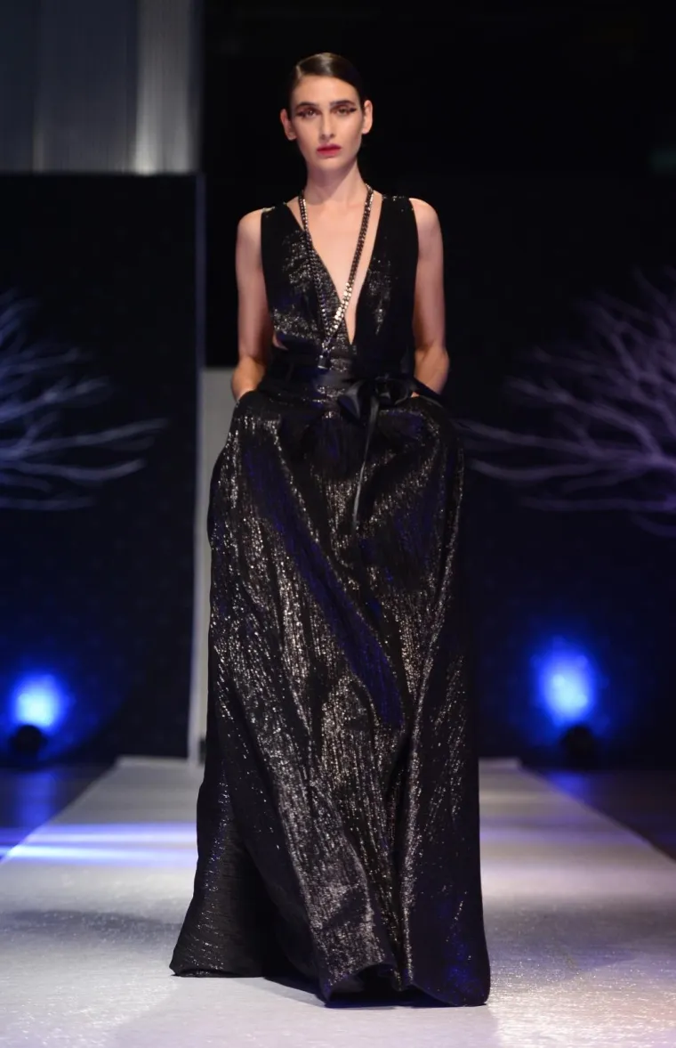 Jučer je predstavljena jo&scaron; jedna odlična kolekcija Hippy Gardena, posebno smo odu&scaron;evljene večernjih haljinama