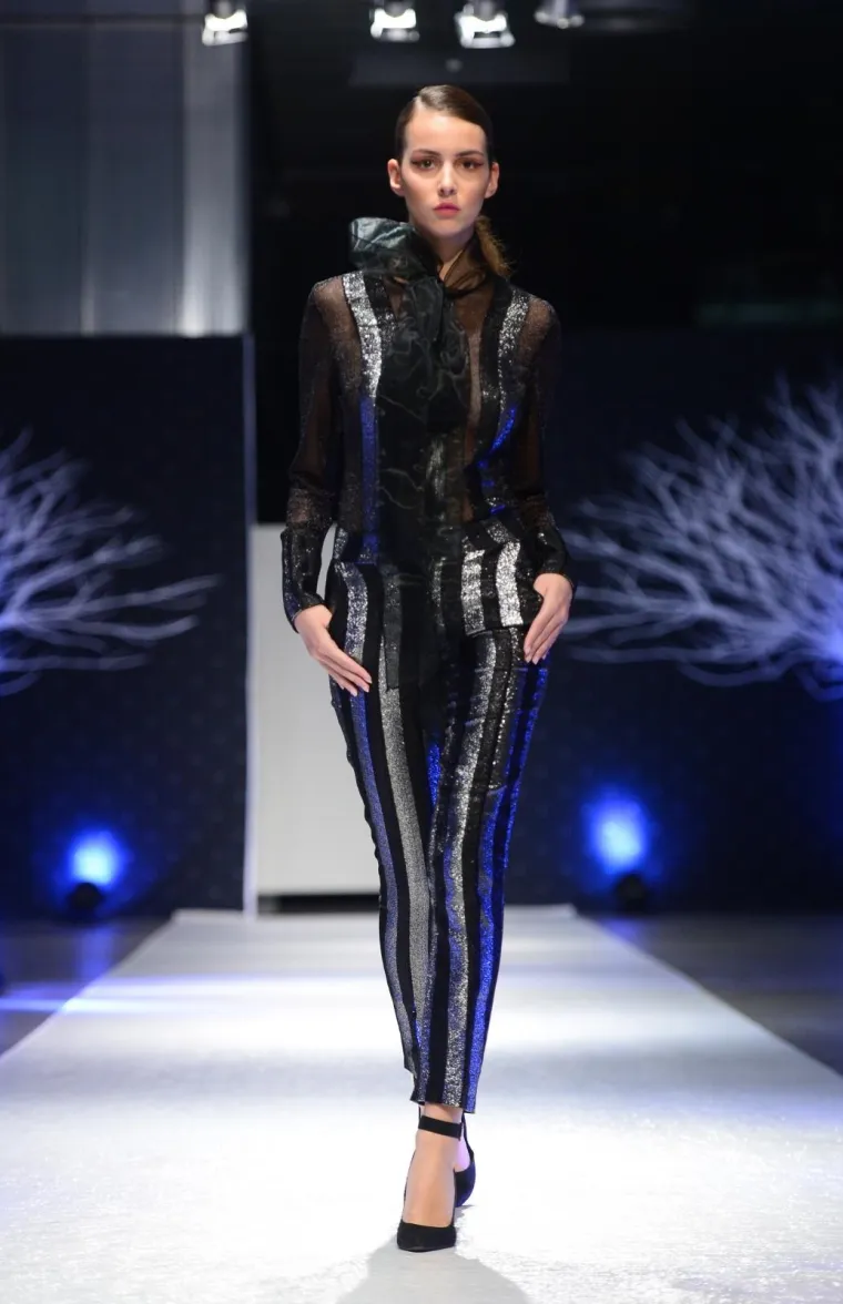 Jučer je predstavljena jo&scaron; jedna odlična kolekcija Hippy Gardena, posebno smo odu&scaron;evljene večernjih haljinama