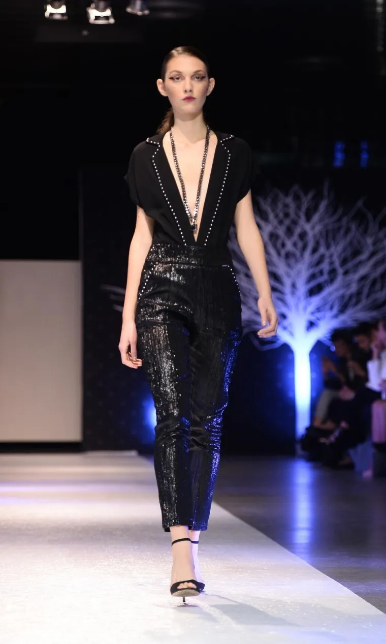 Jučer je predstavljena jo&scaron; jedna odlična kolekcija Hippy Gardena, posebno smo odu&scaron;evljene večernjih haljinama