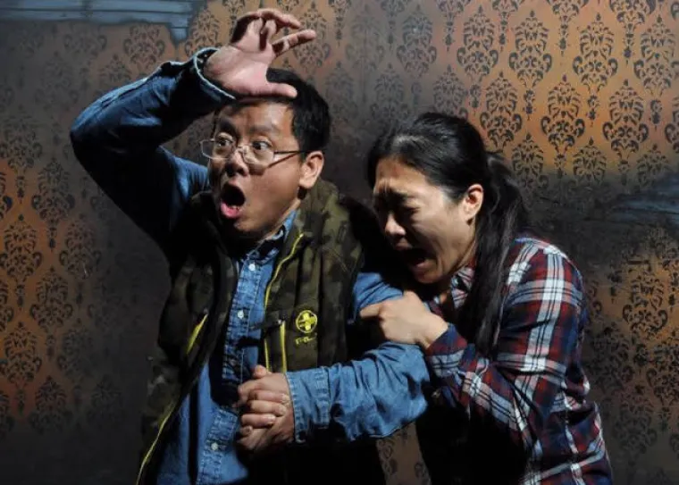 SKORO UPRLJALI GAĆE OD STRAHA: Kuće strave očito nisu za sve, njihove reakcije su urnebesne