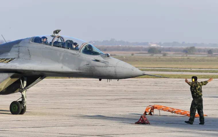 SRBIJA IZVELA VOJNU VJEŽBU: Evo kakav spektakl spremaju u čast ruskom ministru obrane