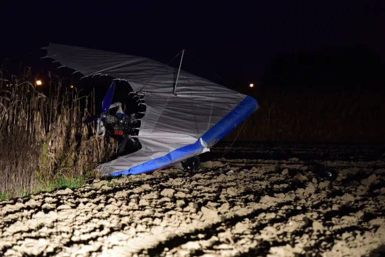 Podbrest: dvije osobe ozlijeđene nakon pada ili prislilnog spuštanja motornog zmaja