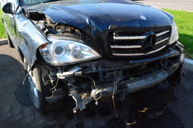 DRAMA KOD SLAVONSKOG BRODA: Poku&scaron;ao policiju izgurati s ceste, a potom sletio u odvodni kanal