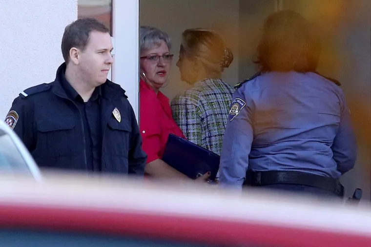 Osumnjičena Ljerka Puljić ulazi u zgradu DORH-a. 
Photo: Goran Stanzl/PIXSELL