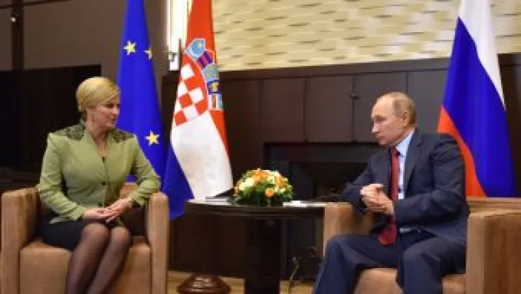 Predsjednica stigla u Soči gdje se susrela s ruskim predsjednikom Vladimirom Putinom