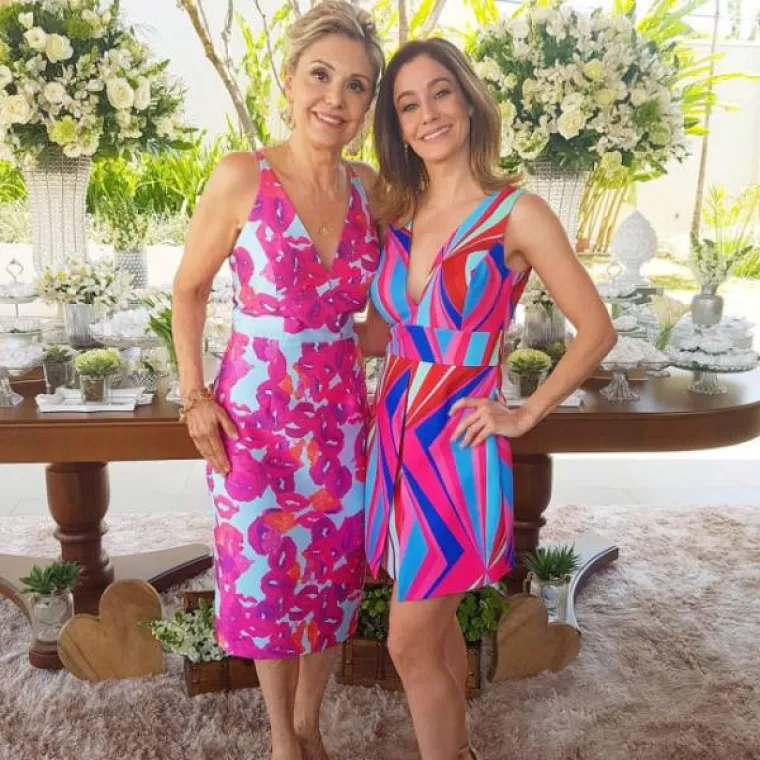 KĆERI TOLIKO SLIČE MAJKAMA DA IM NE TREBA NIKAKAV DNK TEST: Jabuka stvarno ne pada daleko od stabla