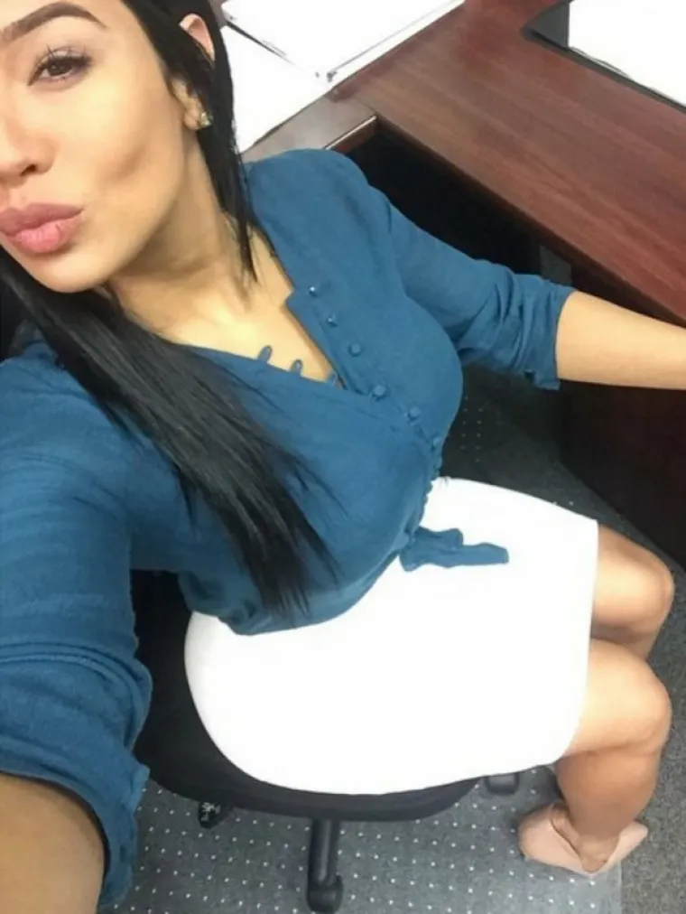 AKO IH VIDI &Scaron;EF, DAT ĆE IM ILI OTKAZ ILI POVI&Scaron;ICU:  Njihova ovisnost je tolika da ni na poslu ne prestaju s razvratom