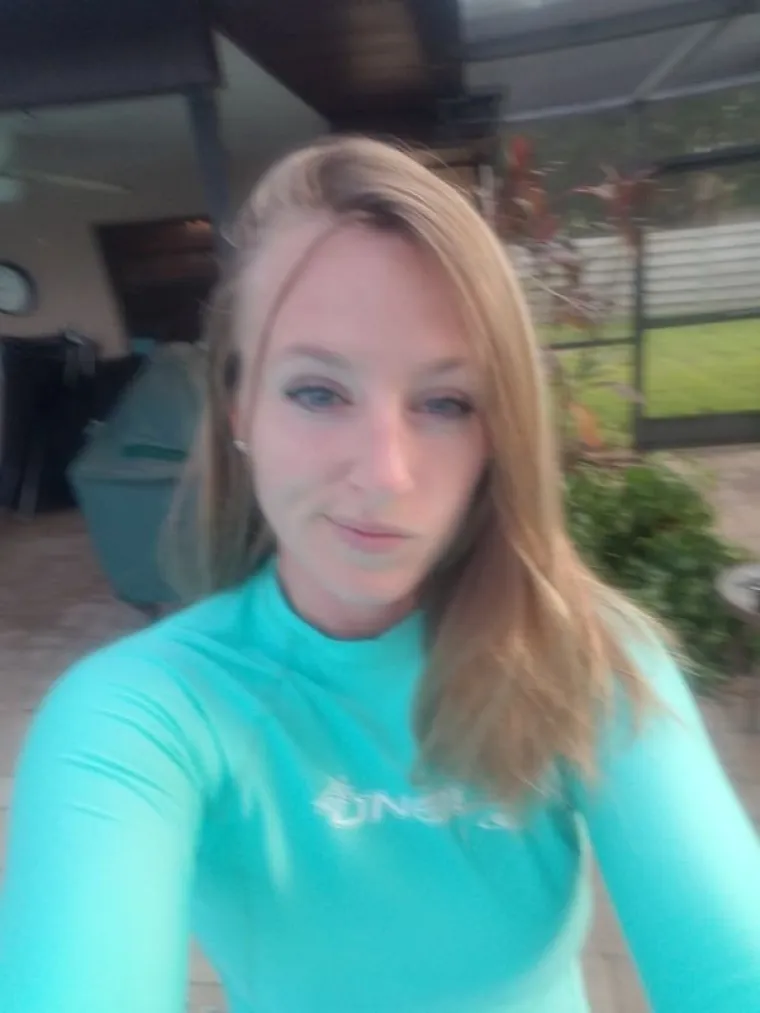 AKO IH VIDI &Scaron;EF, DAT ĆE IM ILI OTKAZ ILI POVI&Scaron;ICU:  Njihova ovisnost je tolika da ni na poslu ne prestaju s razvratom