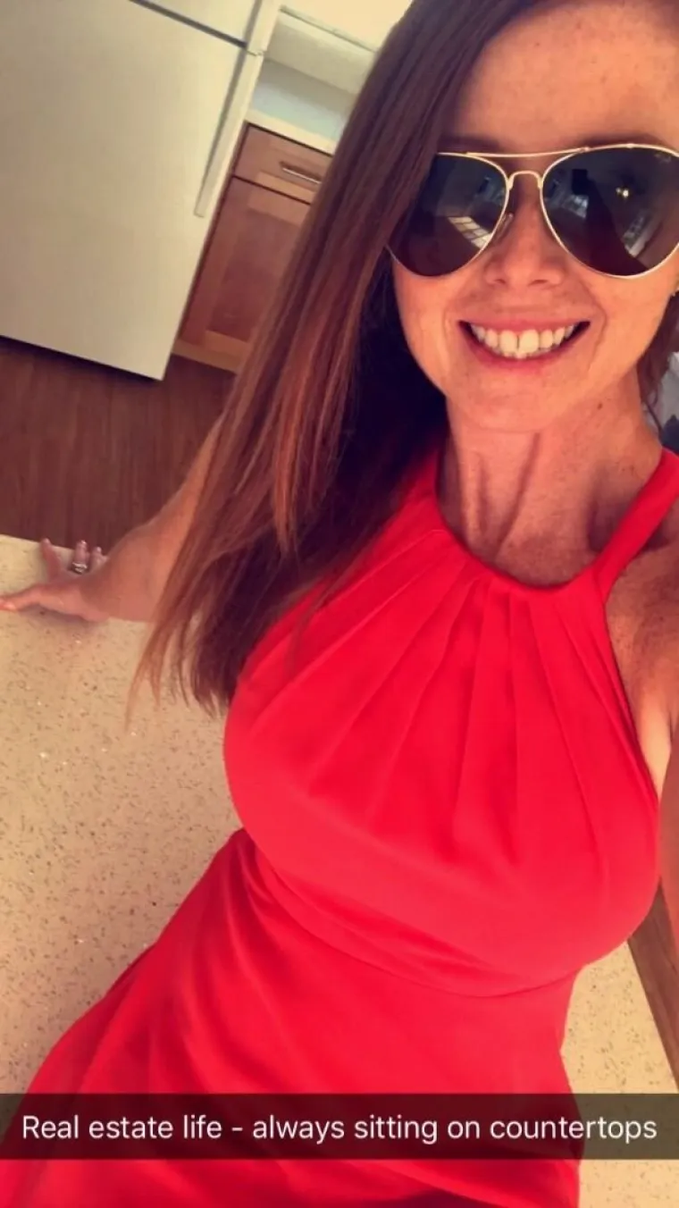 AKO IH VIDI &Scaron;EF, DAT ĆE IM ILI OTKAZ ILI POVI&Scaron;ICU:  Njihova ovisnost je tolika da ni na poslu ne prestaju s razvratom