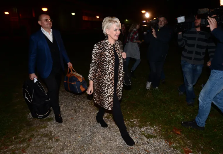 Iza&scaron;li na slobodu: Piru&scaron;ka i Zlatko Canjuga pali u zagrljaj, Crnjac nije skidao osmijeh s lica, Todorićev zet skrivao glavu jaknom