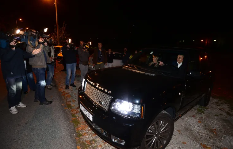 Iza&scaron;li na slobodu: Piru&scaron;ka i Zlatko Canjuga pali u zagrljaj, Crnjac nije skidao osmijeh s lica, Todorićev zet skrivao glavu jaknom