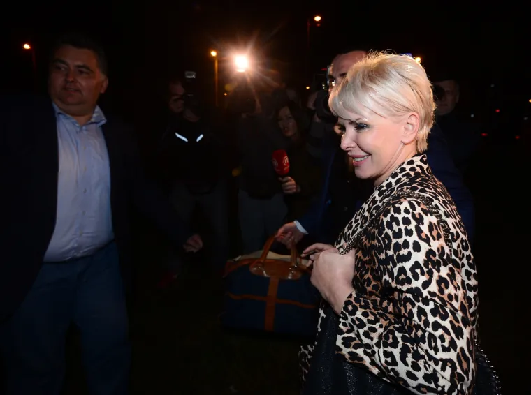 Iza&scaron;li na slobodu: Piru&scaron;ka i Zlatko Canjuga pali u zagrljaj, Crnjac nije skidao osmijeh s lica, Todorićev zet skrivao glavu jaknom