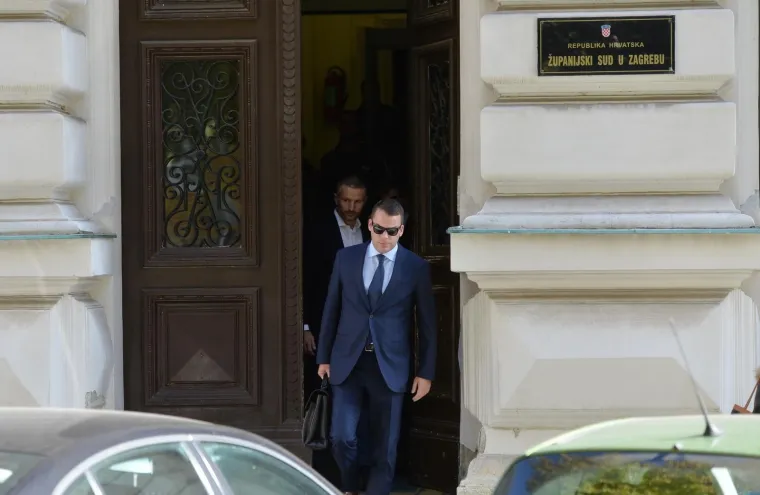 [FOTO] PRVE FOTOGRAFIJE ANTE TODORIĆA NAKON POVRATKA U HRVATSKU: Gazdin sin nakon DORH-a otišao na Županijski sud