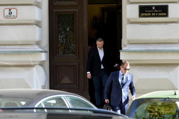 [FOTO] PRVE FOTOGRAFIJE ANTE TODORIĆA NAKON POVRATKA U HRVATSKU: Gazdin sin nakon DORH-a otišao na Županijski sud