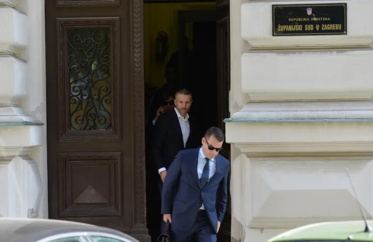 [FOTO] PRVE FOTOGRAFIJE ANTE TODORIĆA NAKON POVRATKA U HRVATSKU: Gazdin sin nakon DORH-a otišao na Županijski sud