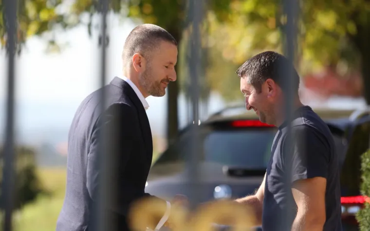 [FOTO] PRVE FOTOGRAFIJE ANTE TODORIĆA NAKON POVRATKA U HRVATSKU: Gazdin sin nakon DORH-a oti&scaron;ao na Županijski sud